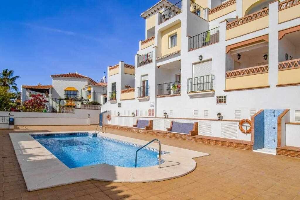 Apt Nerja Chimenea With Ocean View, A/C, & Fiber Διαμέρισμα Εξωτερικό φωτογραφία